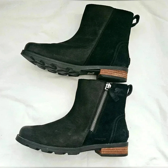 Sorel Black Ankle Boots - Picture 3 of 14
